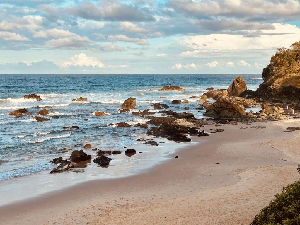 Perfect Family Holiday Apartment - Flynns Beach photo