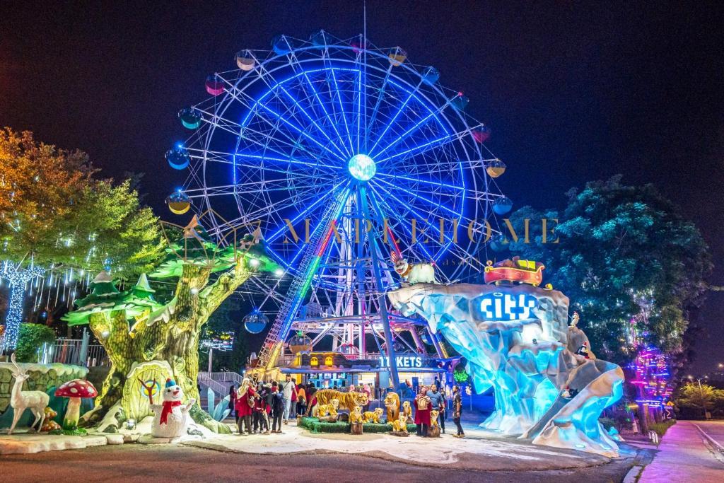 Nearby attraction