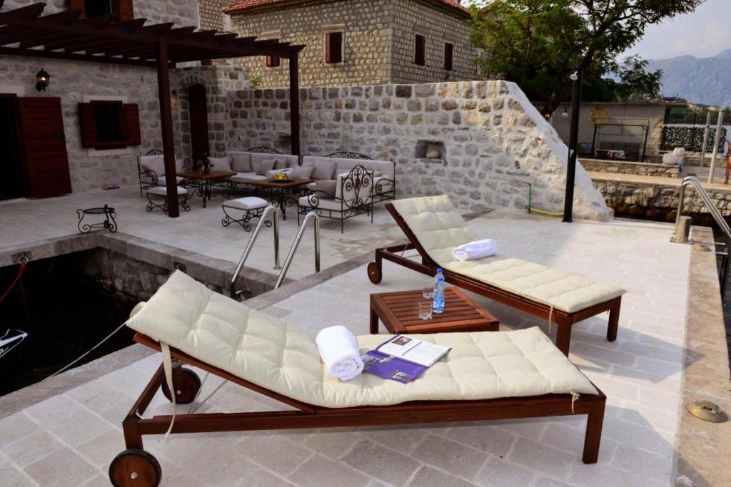Waterfront Villa in Muo - 5