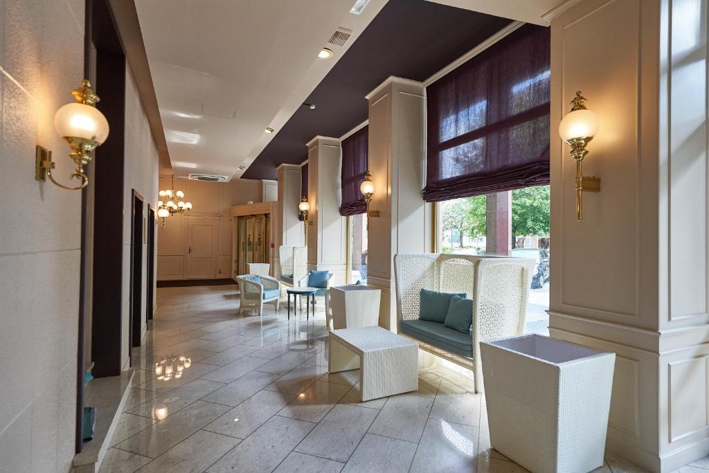 Hotel Astoria photo