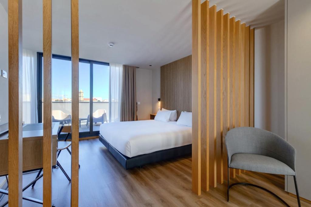 room Select Porto
