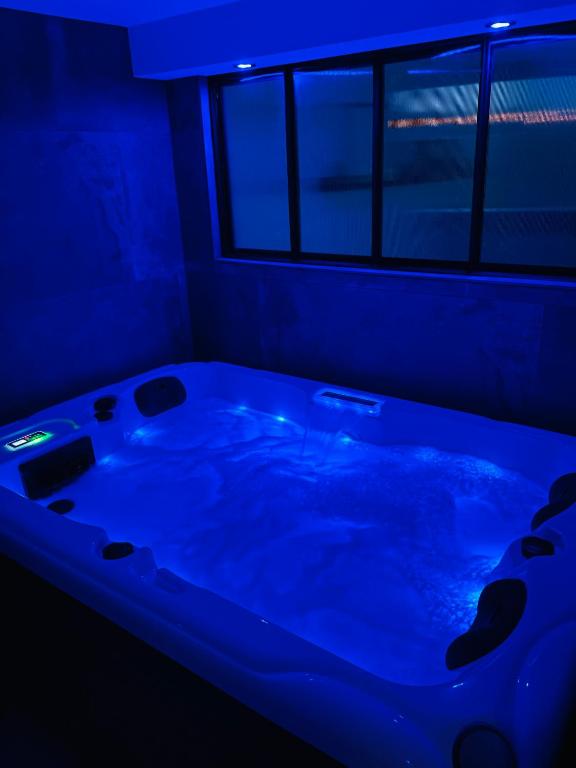 Spa & vue Mer - Les Ô de Bandol - 3