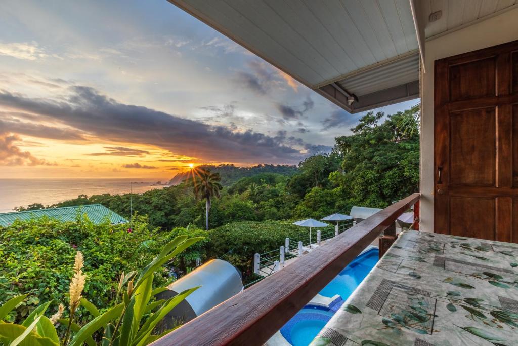 Surrounding environment, Hotel Villas de la Selva in Quepos