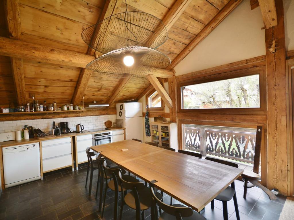 Chalet moderne 10 pers près des pistes avec parking et WIFI - FR-1-684-20 - 2