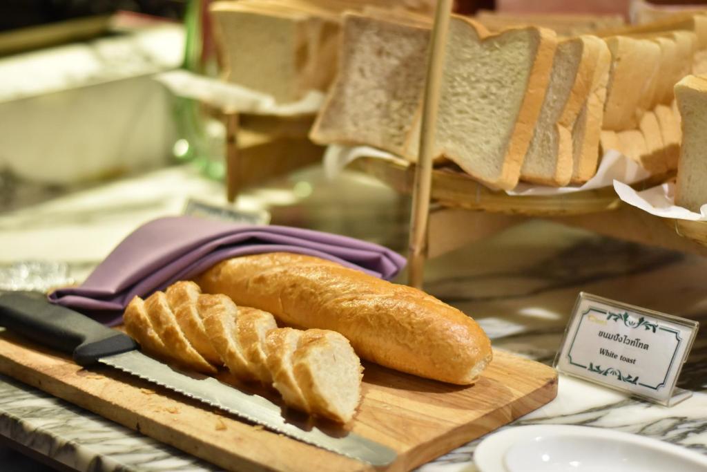 อาหารและเครื่องดื่ม