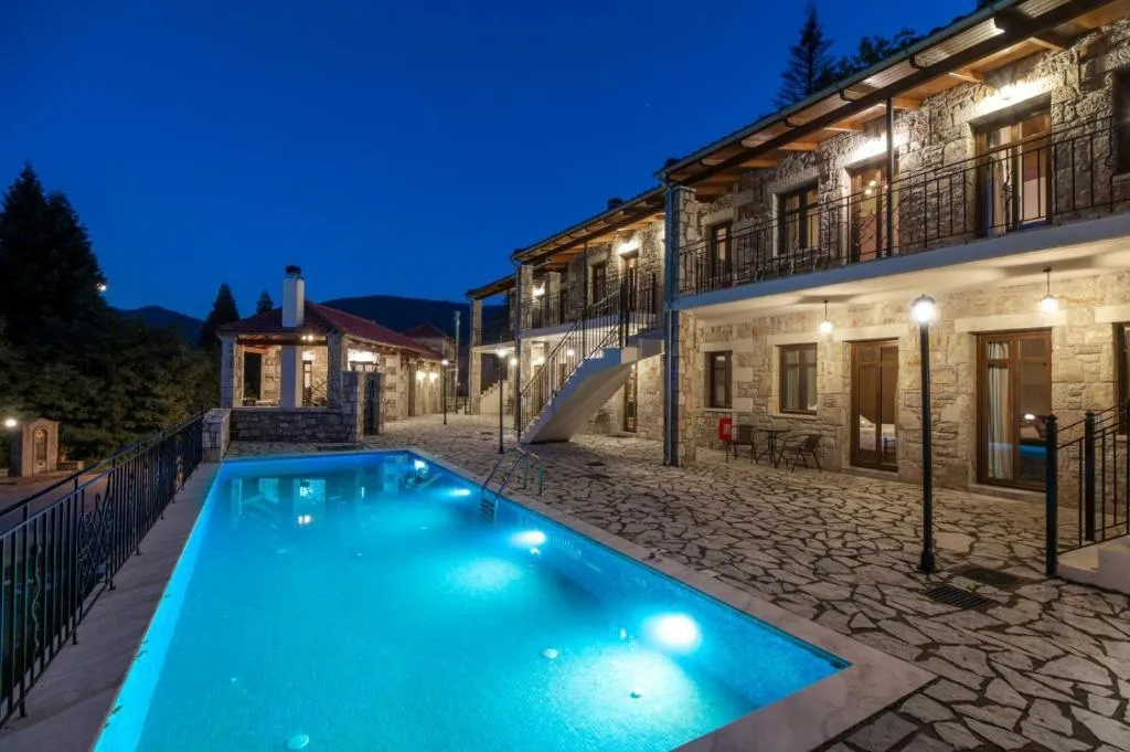 OREADES-HOMES, hotel in Áno Khóra