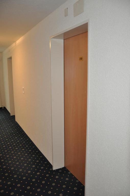 Hotel Lowen photo