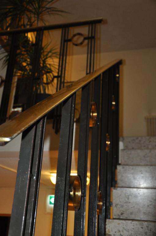 Hotel Lowen photo