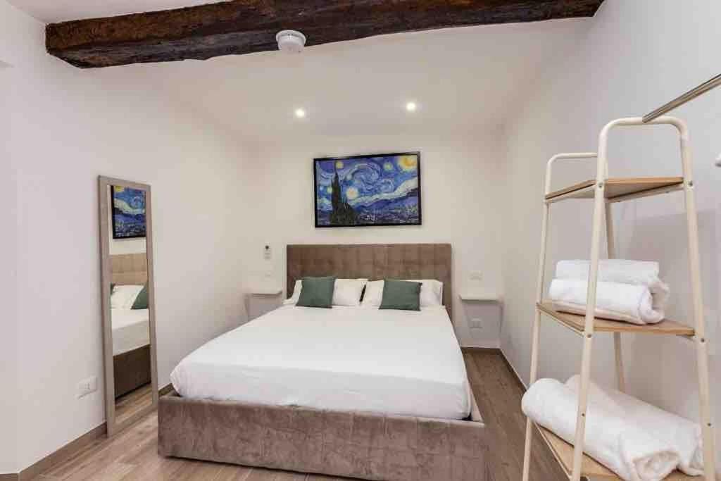 Spanish Steps Loft - 3