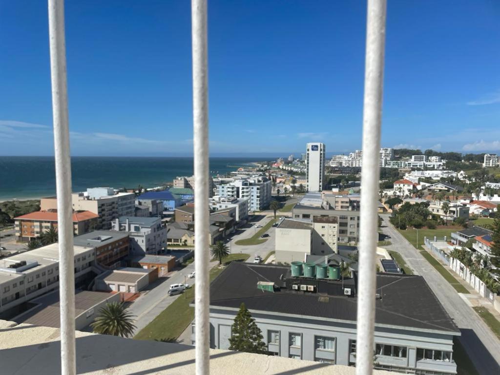 Luyindalo Accomodation at Granten Heights, Summerstrand