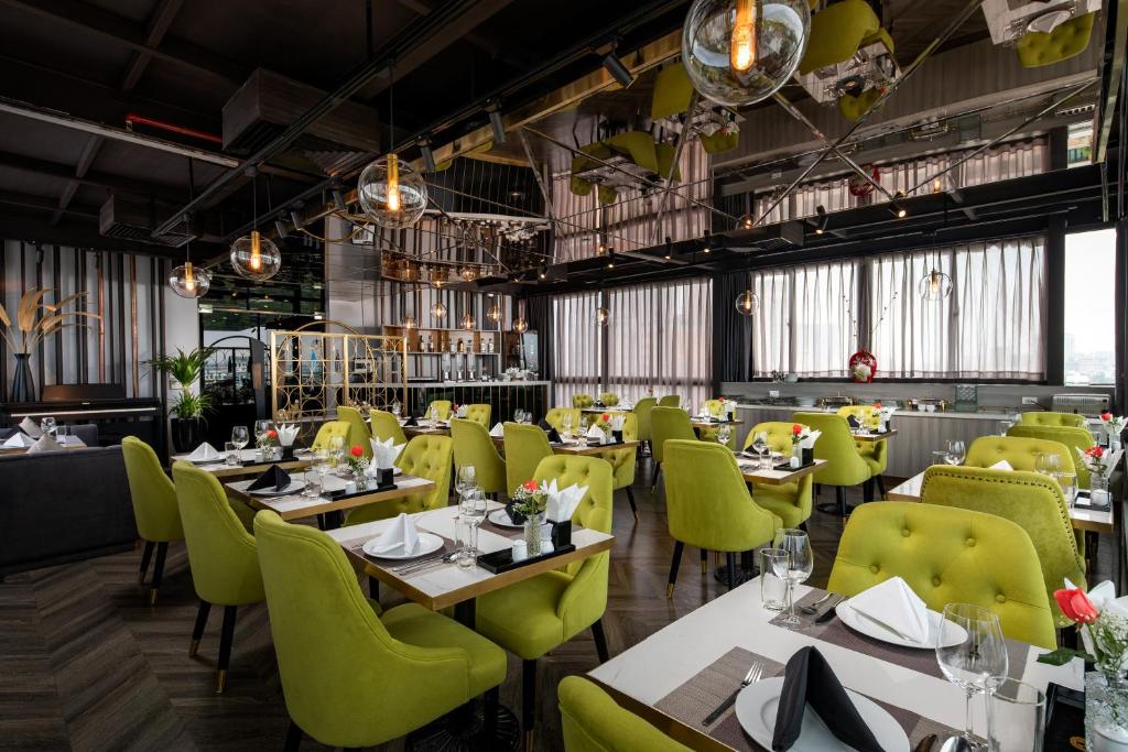 Authentic Hanoi Boutique Hotel