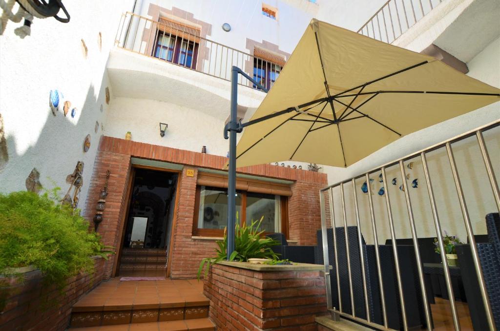 LUXURY HOUSE 8 PERSONS FRONT THE BEACH BLANES COSTA BRAVA - 4