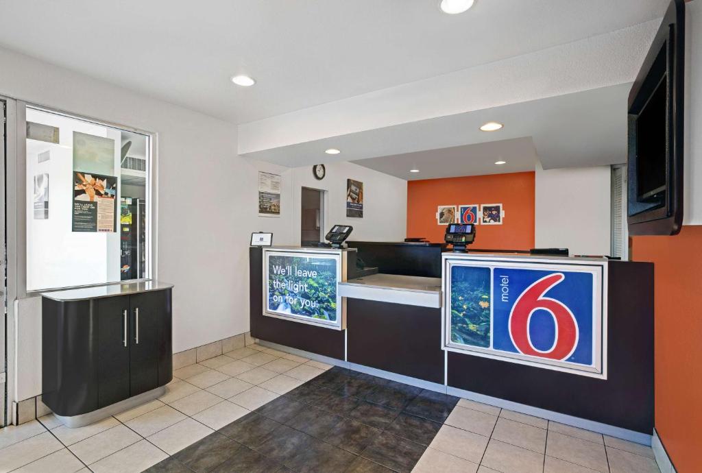 Motel 6-Troutdale, OR - Portland East photo