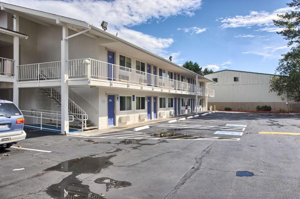 Motel 6-Everett, WA - North, Everett