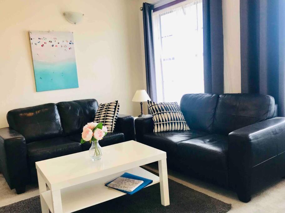 Beachside Unit Brighton photo