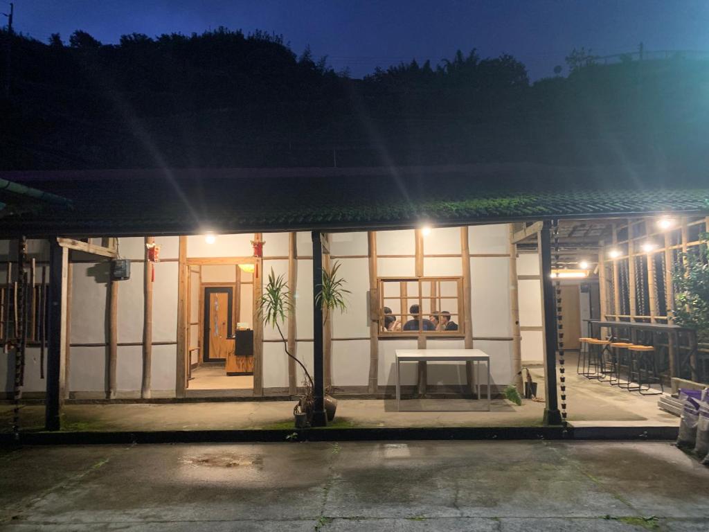 Drizzle Tea House