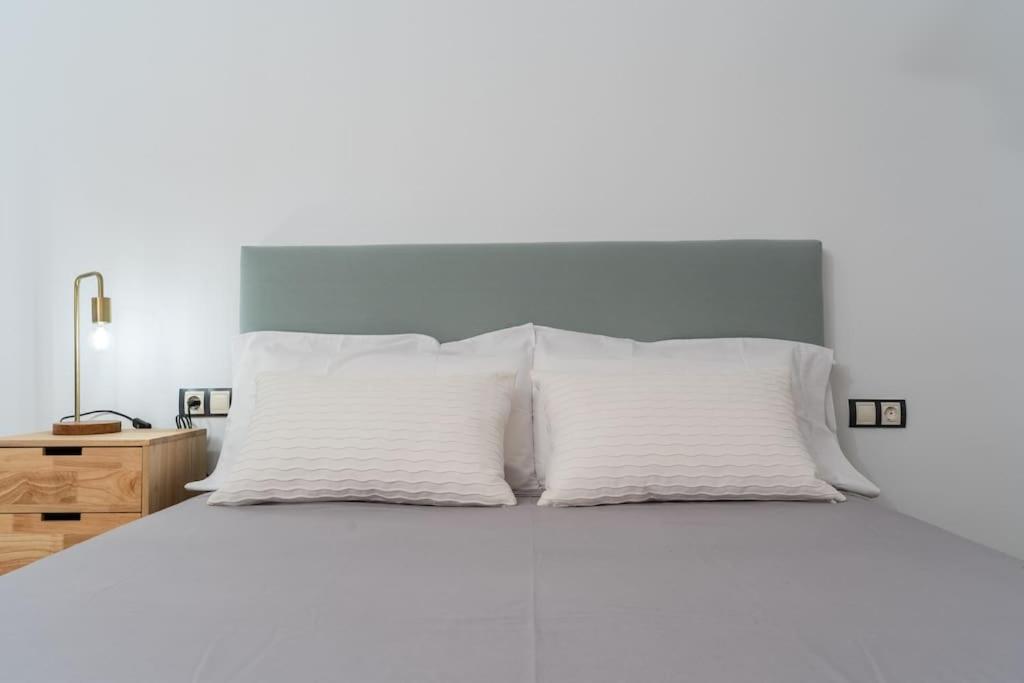 SOL Y PLAYA El Cotillo beachfront with pool & ocean views - 2