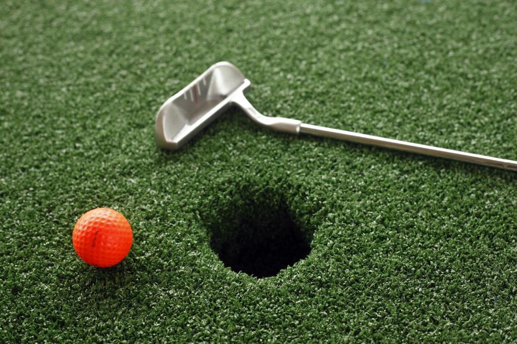 Golf course [on-site]