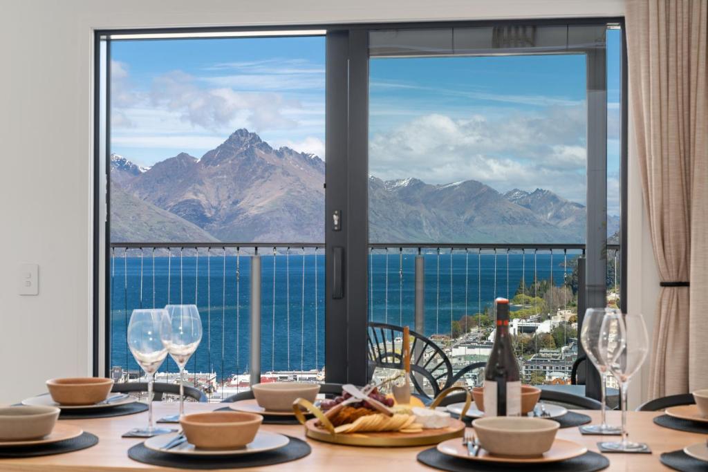 The Luxe Lookout LOCATION LOCATION LOCATION CBD 2 MINS, Queenstown