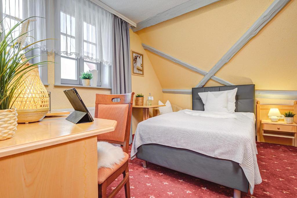 Hotel Muhlhauser Hof photo