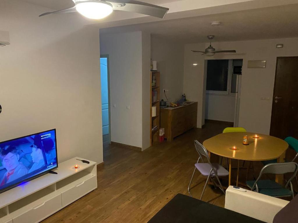 Casa Alicante Central Apartment with AC - 3