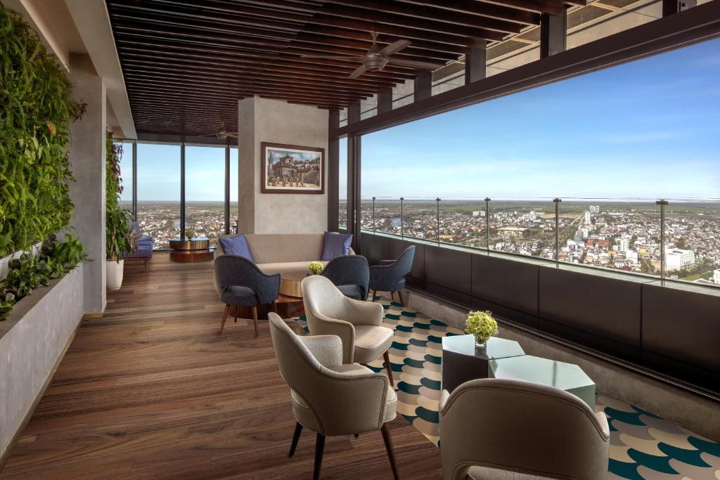 Melia Vinpearl Huế