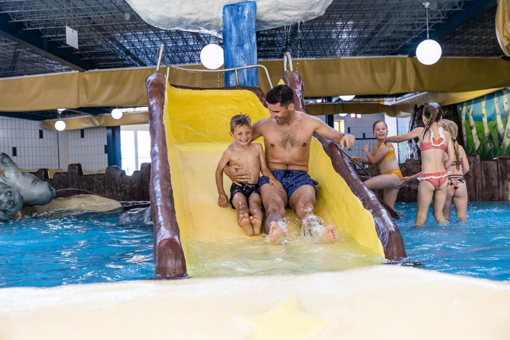 Kampeerdorp de Zandstuve - Kindvriendelijke Vakantiepark, Rheeze