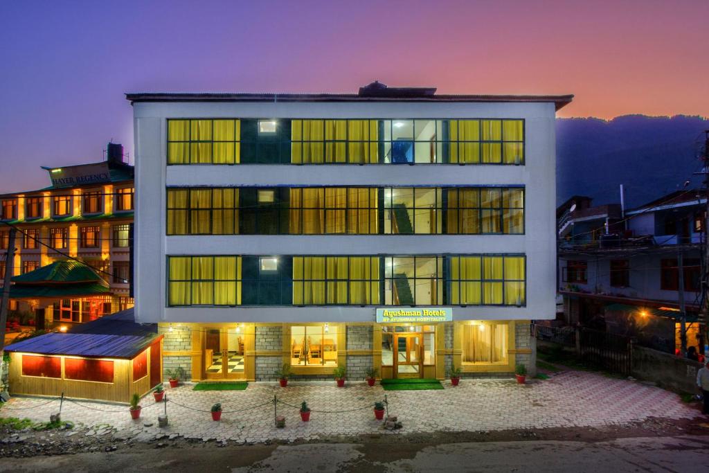 Ayushman Hotels — Hotel in Manali