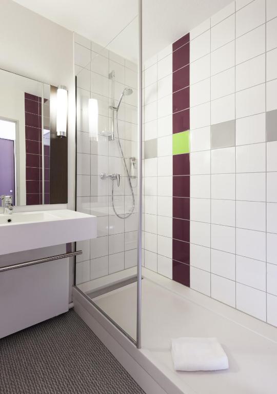 ibis Styles Beaune Centre Photo 16
