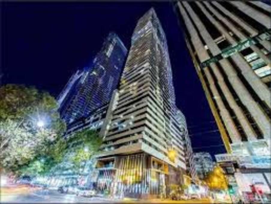 Cozy CBD One-Bedder at PERFECT Central location photo