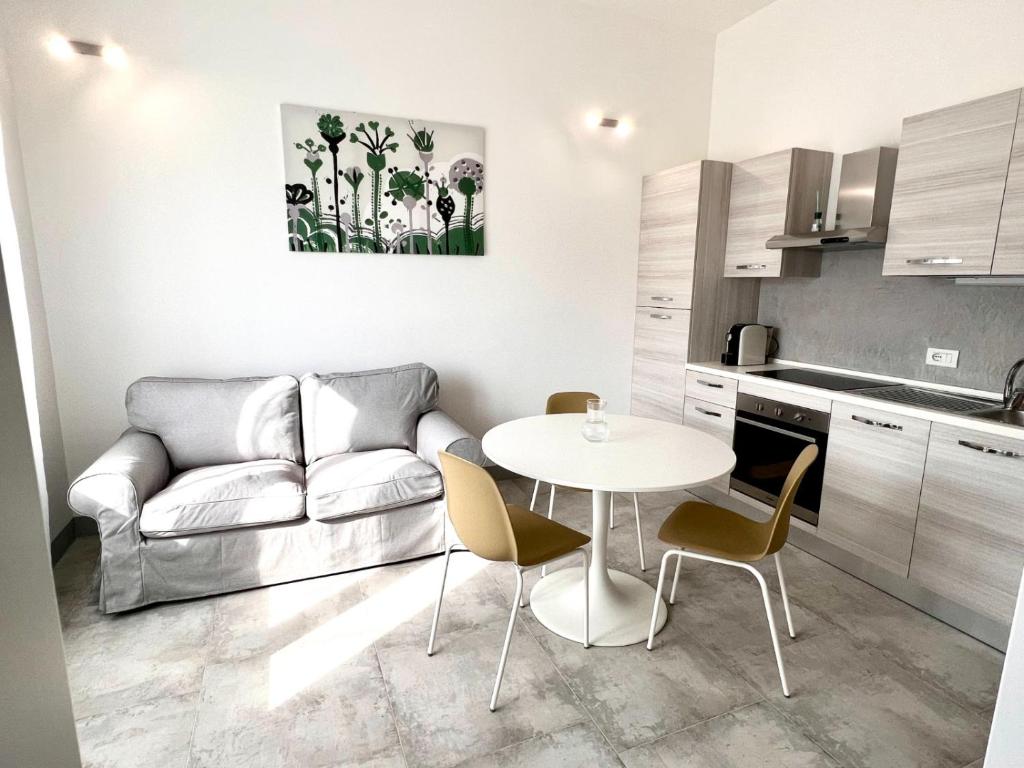 Ubertini House - 4