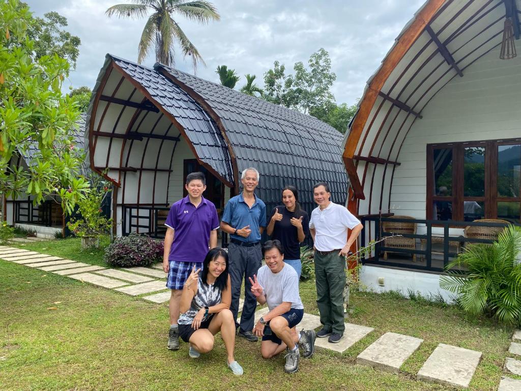 Gino's Place - Bungalows and Restaurant photo