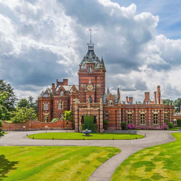The Elvetham photo