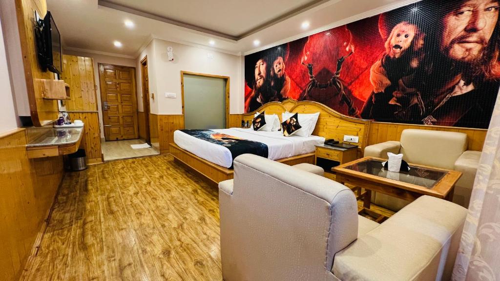 Hotel smugglers photo