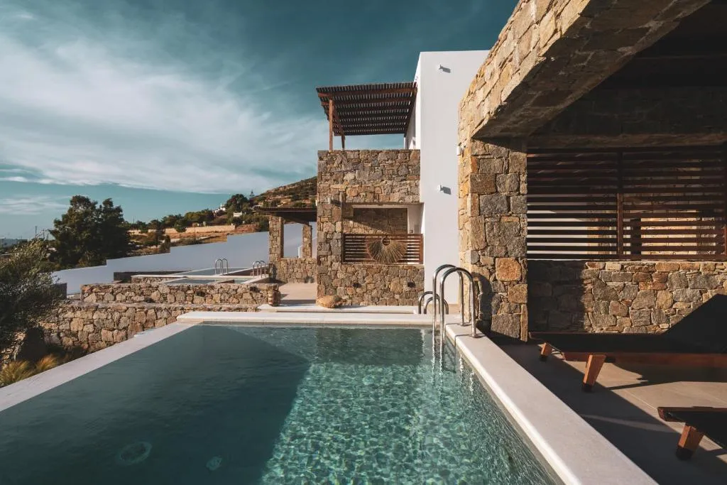 Kouros Blanc Resort & Suites，位于普恩达的酒店