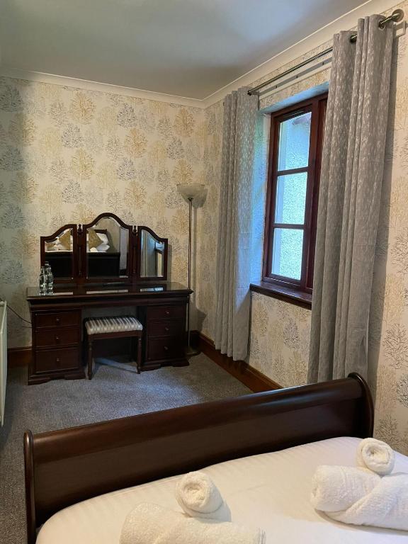 Craigdarroch Hotel photo