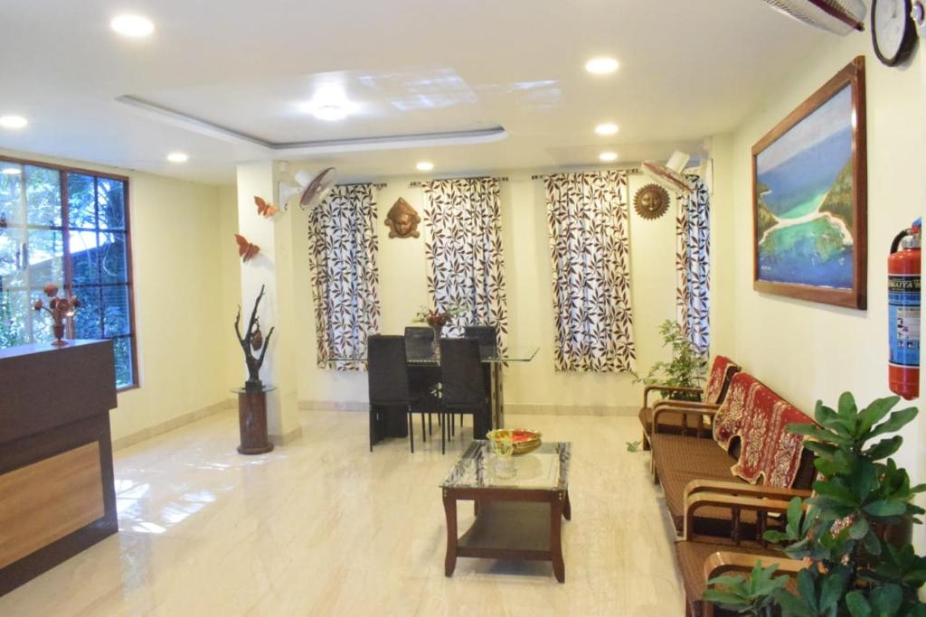 Aashrey Bed and Breakfast photo