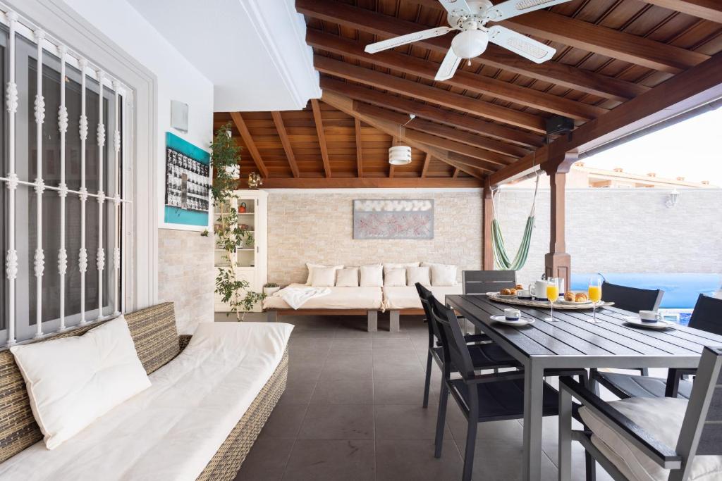 LUXURY VILLA WITH PRIVATE POOL & AIRCON, Costa Adeje, Tenerife - 5