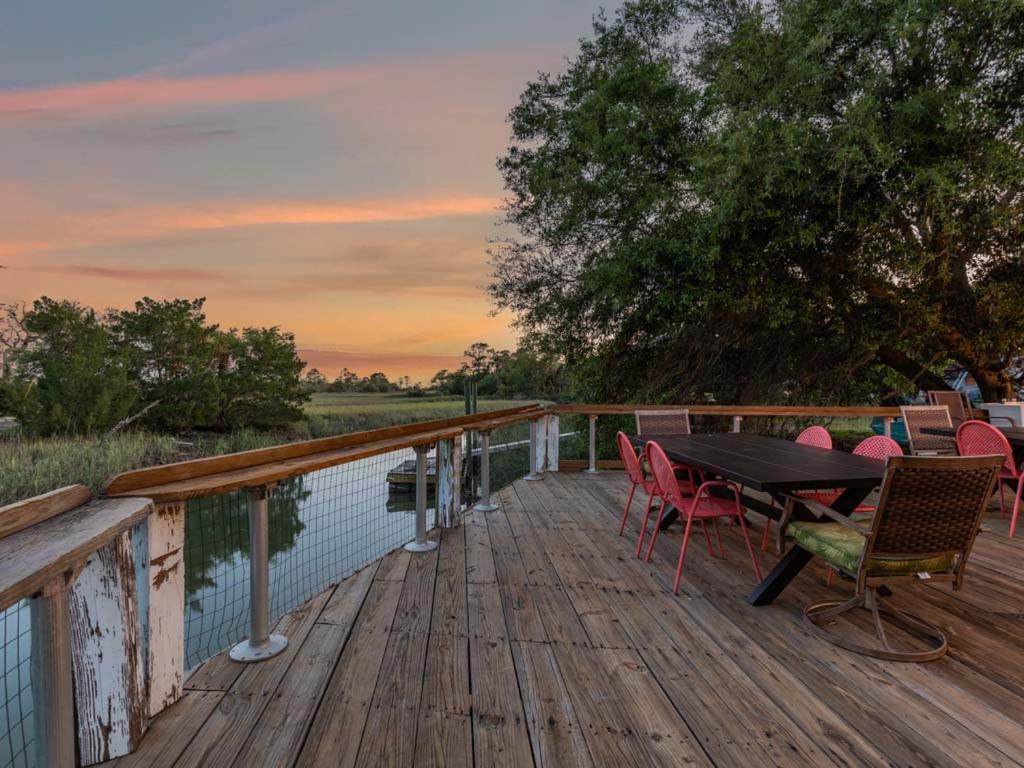 All Decked Out, Tybee Island