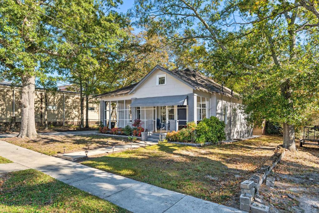 Updated Historic Home in Dtwn Douglasville!