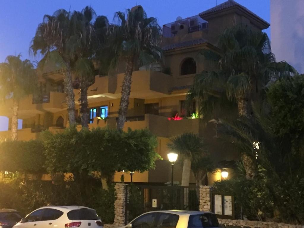 Panorama Park, Punta Prima, 5 star Luxury 2 bedroom Apartment like no other - 1