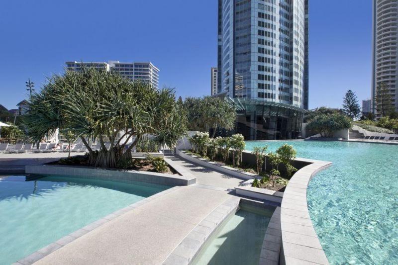 Serain Residences on 9 Hamilton Avenue photo