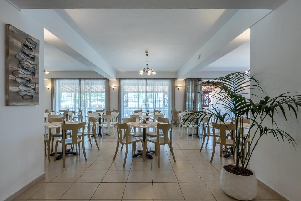 Gaia Village — Restaurant & bars in Tigaki, South Aegean