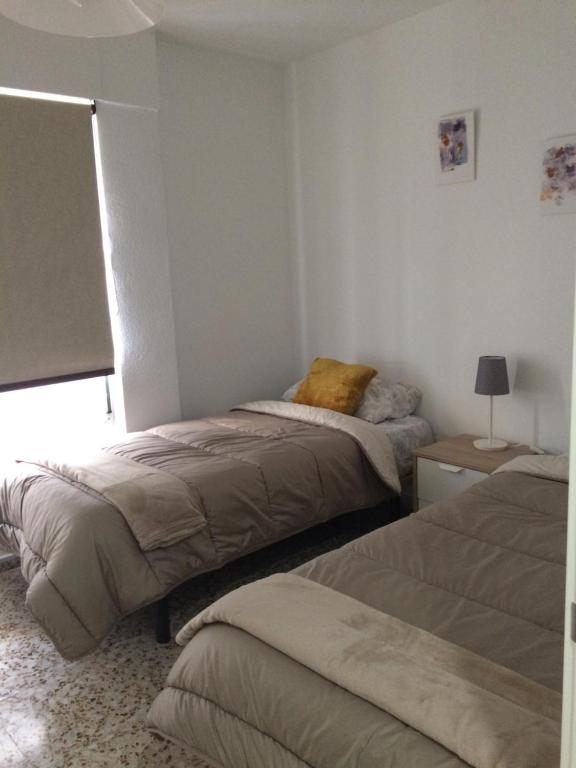 Apartamento Amplio y Luminoso Plaza America, WIFI photo