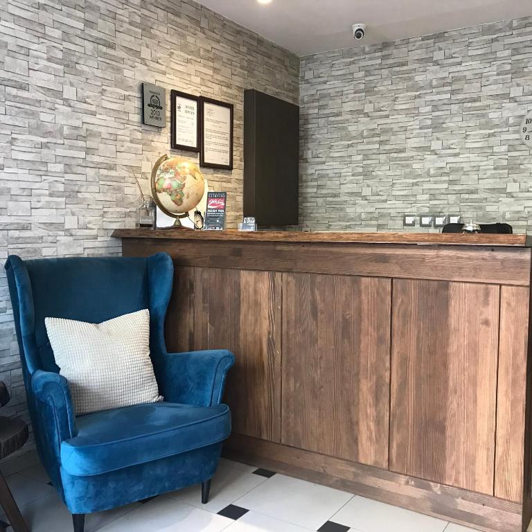 Hotel Divan photo