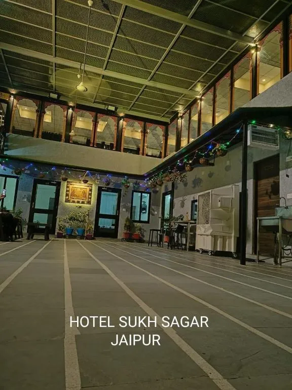 Sukh Sagar Hotel，位于斋浦尔的酒店