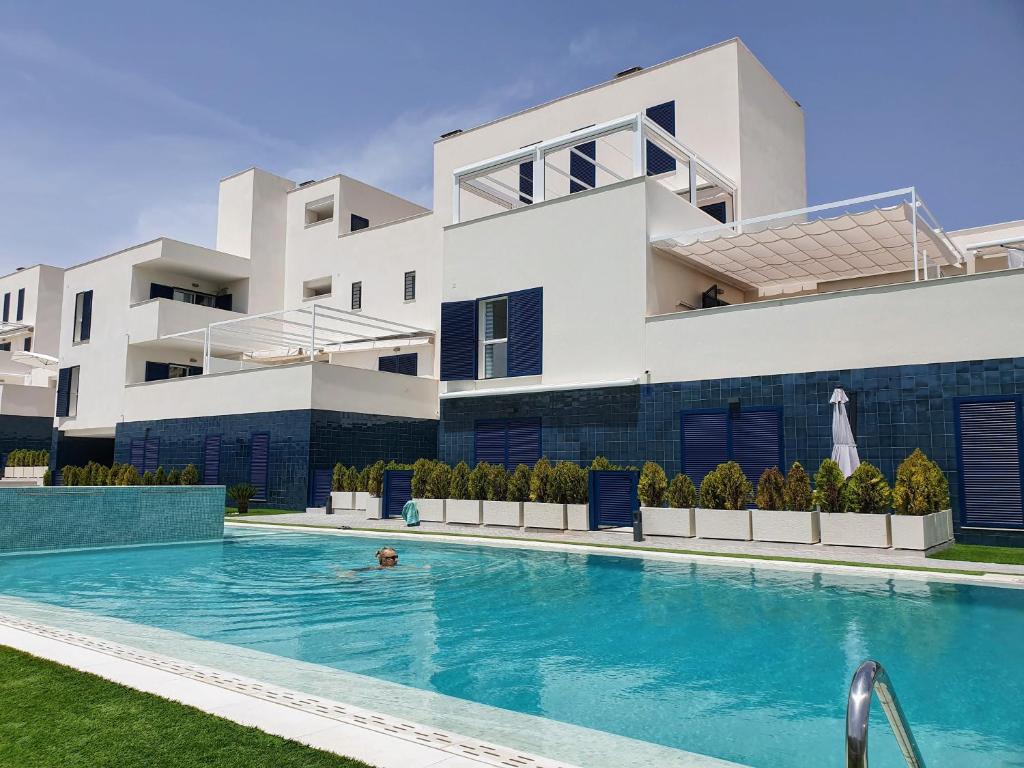 Modern apartamento with large south terrace, Playa Flamenca - 1