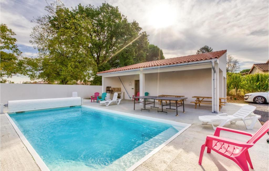 Stunning Home In Albi - 3