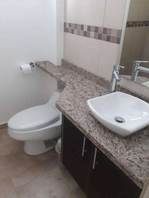 Edif. Deymar - Departamento frente al mar 9no piso - 4