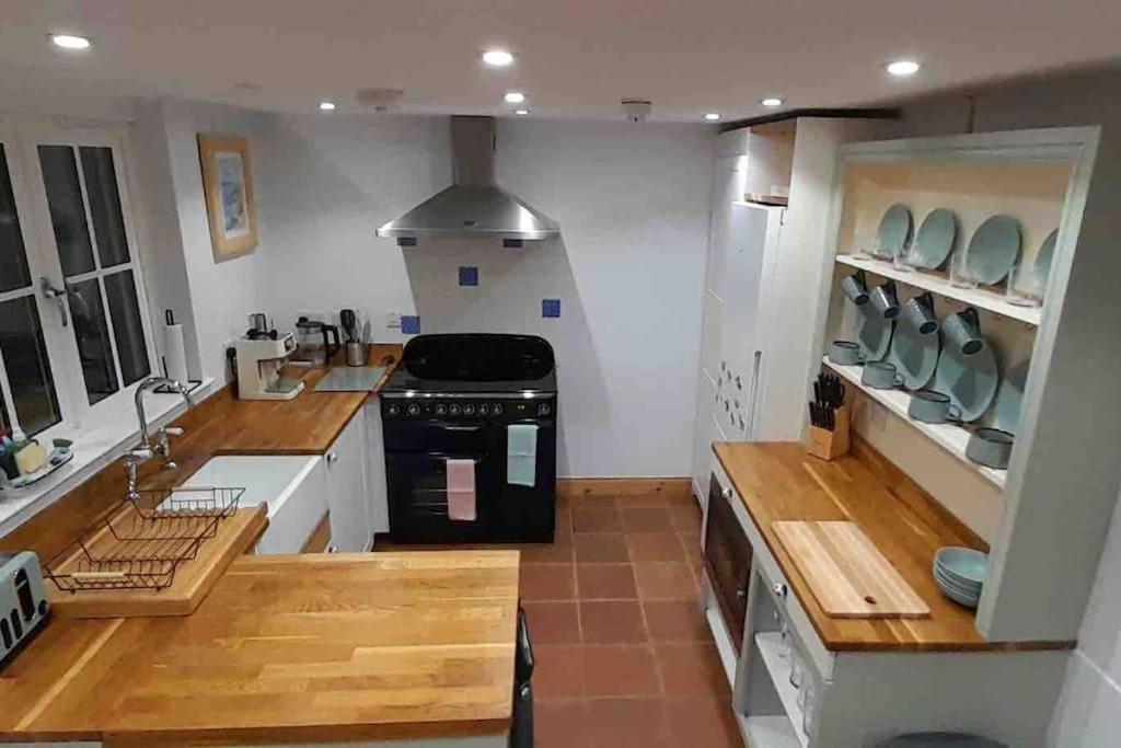 Willow Cottage, Stithians photo 5